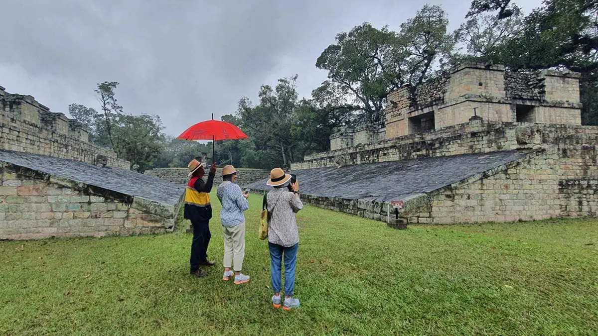 Carved Maya monuments at the Copán ruins on a San Pedro Sula Mayan ruins tours day trip